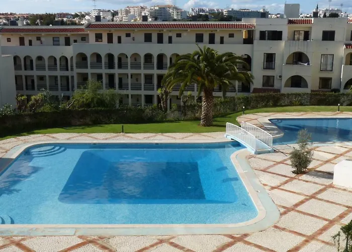 Bem Localizado 알부페이라