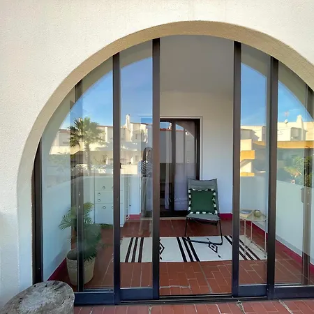 Bem Localizado Apartamento *